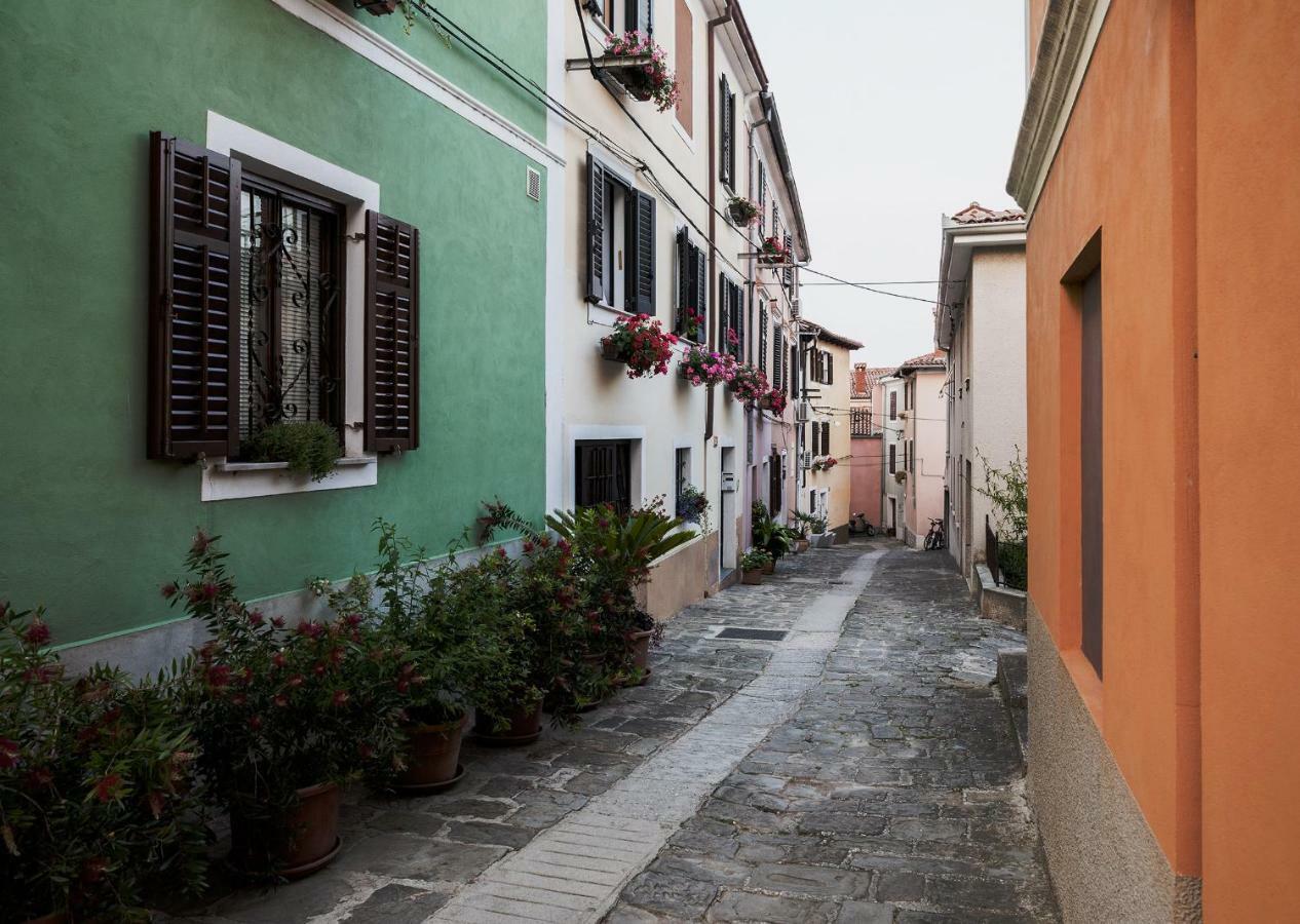 Labum Accommodation Izola Exterior foto